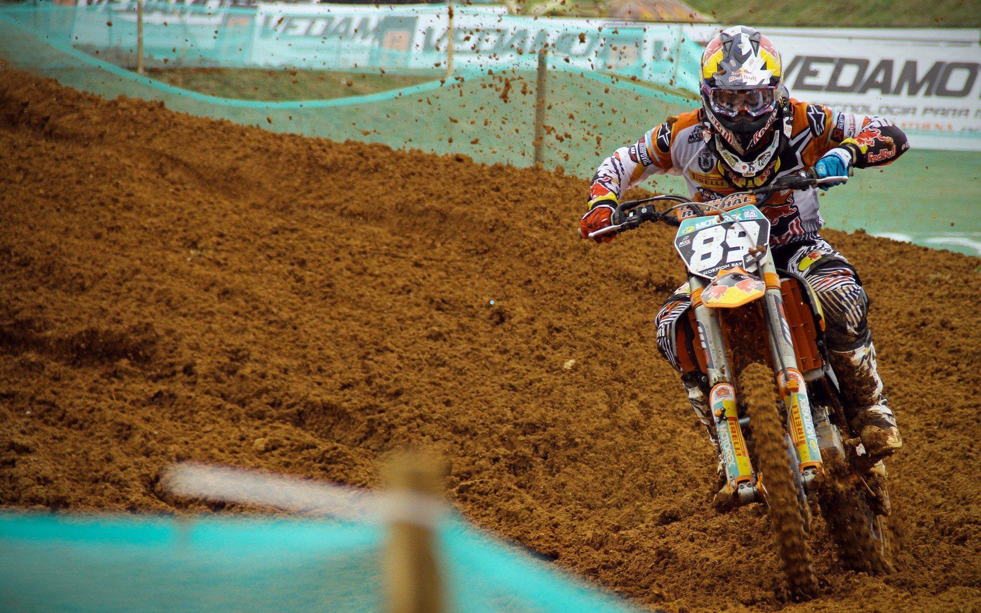 当NBA球星走进现实生活,5张照片揭示巨人世界与凡人的尺度差异